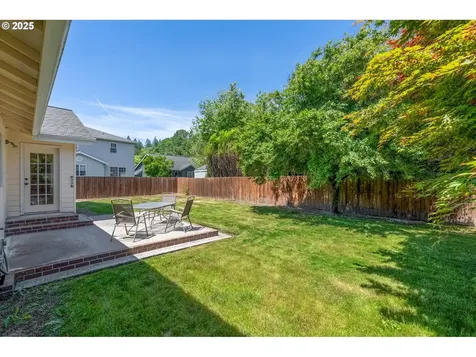 2055 Statesman Drive Woodland WA 98674