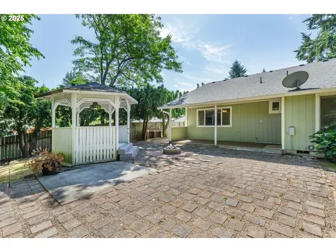 20753 SW Martinazzi Avenue Tualatin OR 97062
