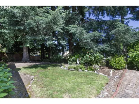 20753 SW Martinazzi Avenue Tualatin OR 97062