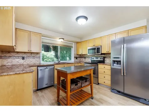 20753 SW Martinazzi Avenue Tualatin OR 97062