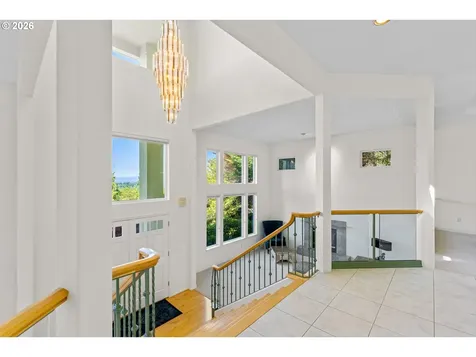 1616 NW Foley Court Portland OR 97229