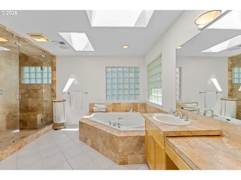 1616 NW Foley Court Portland OR 97229