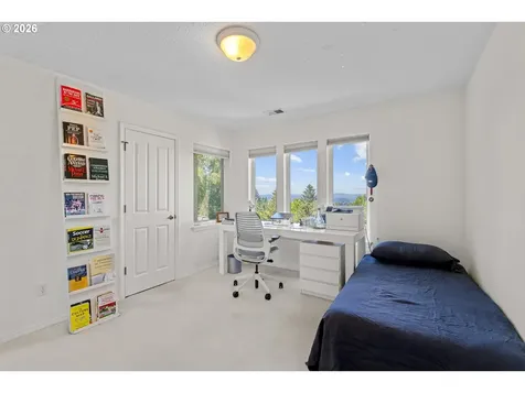 1616 NW Foley Court Portland OR 97229