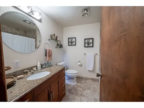 624 Bender Street Myrtle Point OR 97458