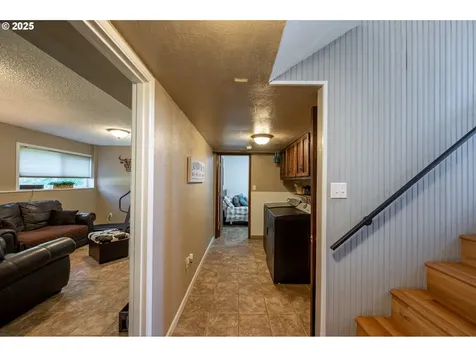 624 Bender Street Myrtle Point OR 97458