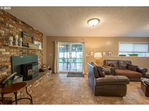 624 Bender Street Myrtle Point OR 97458
