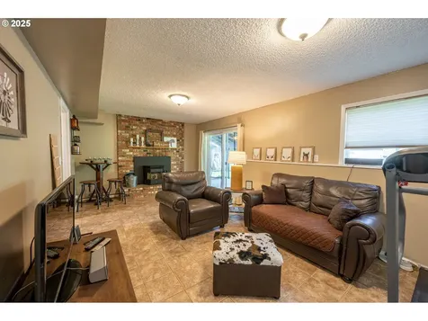 624 Bender Street Myrtle Point OR 97458