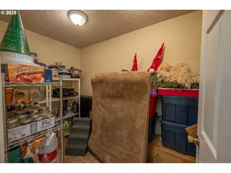 624 Bender Street Myrtle Point OR 97458