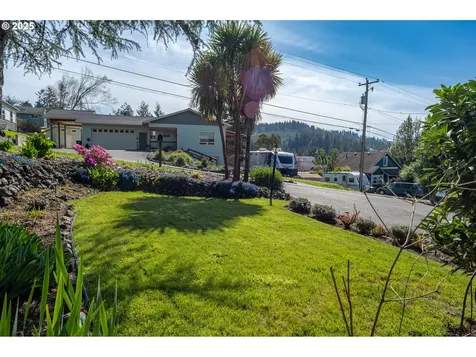 624 Bender Street Myrtle Point OR 97458