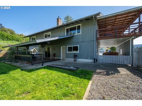 624 Bender Street Myrtle Point OR 97458