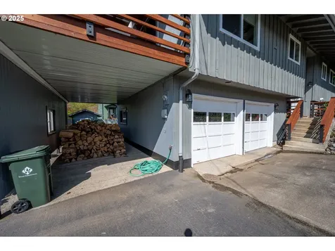 624 Bender Street Myrtle Point OR 97458
