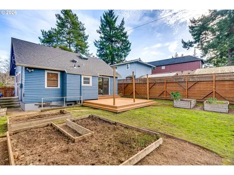 5639 NE 24th Avenue Portland OR 97211