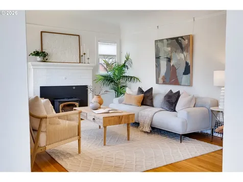5639 NE 24th Avenue Portland OR 97211