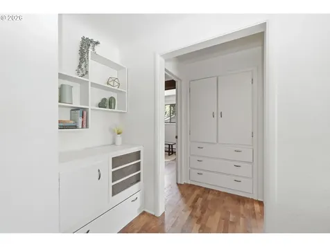 130 W 35th Place Eugene OR 97405