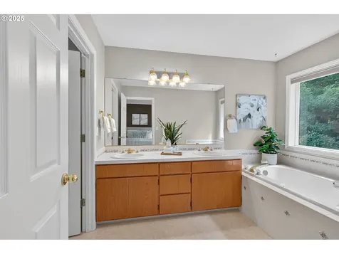 14650 SE Alison Court Clackamas OR 97015