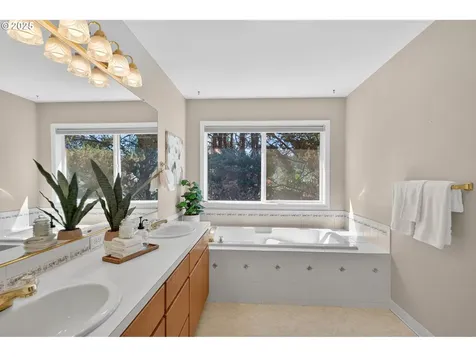 14650 SE Alison Court Clackamas OR 97015