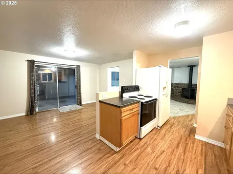 454 NE Elm Street Sheridan OR 97378