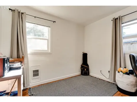 3270 Alder Street Eugene OR 97405