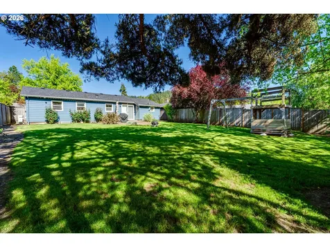 3270 Alder Street Eugene OR 97405