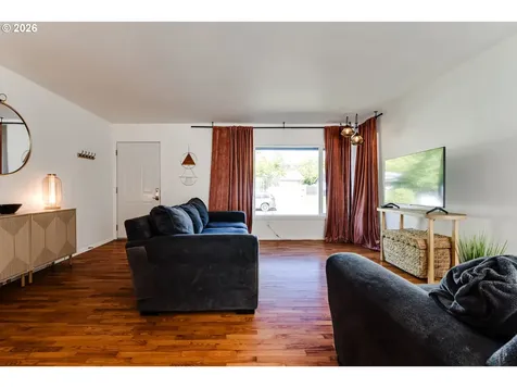 3270 Alder Street Eugene OR 97405