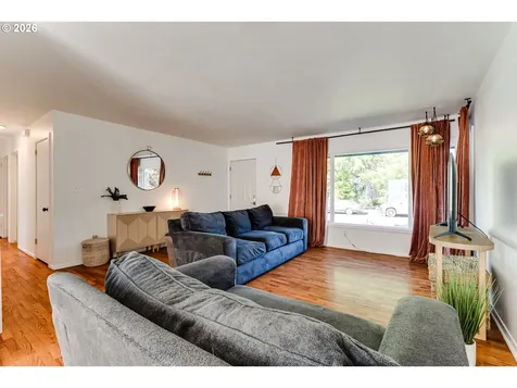 3270 Alder Street Eugene OR 97405