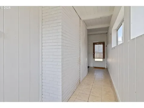 5218 NW Jetty Avenue Lincoln City OR 97367