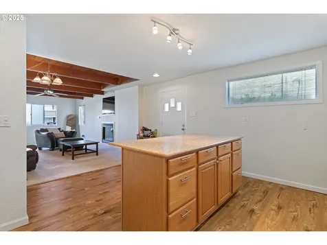 5218 NW Jetty Avenue Lincoln City OR 97367
