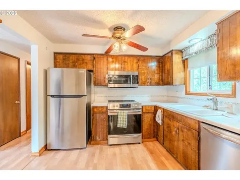193 SE Paloma Avenue Gresham OR 97080