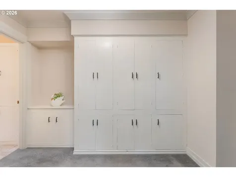 12215 SW 60th Avenue Portland OR 97219