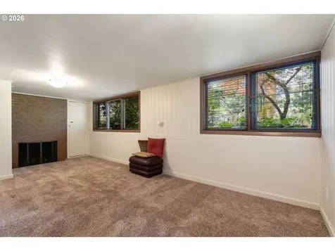 12215 SW 60th Avenue Portland OR 97219