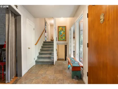 12215 SW 60th Avenue Portland OR 97219