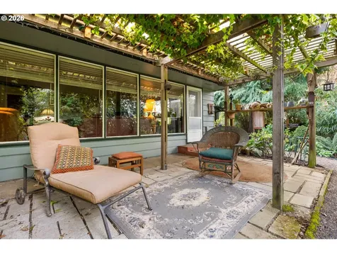 12215 SW 60th Avenue Portland OR 97219