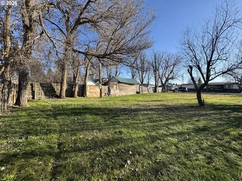425 W Darland Street Goldendale WA 98620