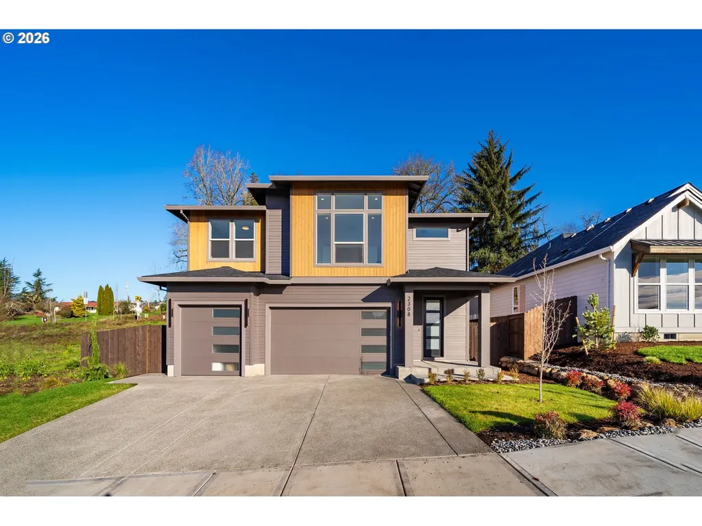 2308 E Dalmatian Drive La Center WA 98629