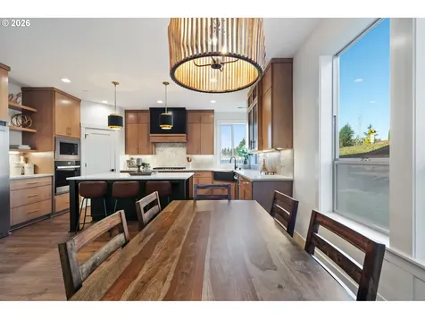 2308 E Dalmatian Drive La Center WA 98629