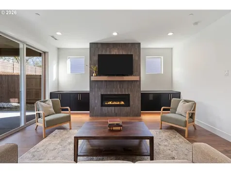 2308 E Dalmatian Drive La Center WA 98629