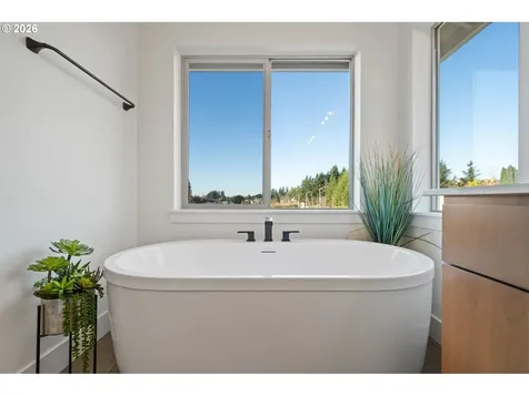 2308 E Dalmatian Drive La Center WA 98629