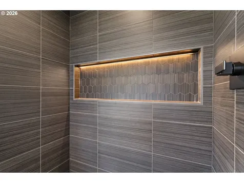 2308 E Dalmatian Drive La Center WA 98629