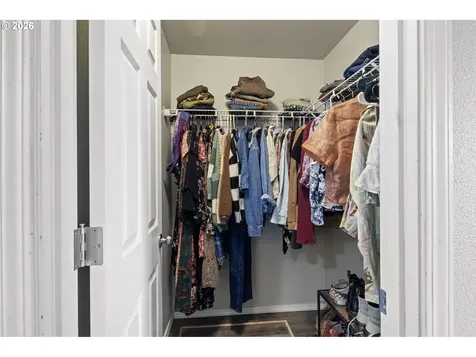 153 Quincy Avenue Roseburg OR 97471