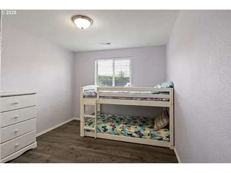 153 Quincy Avenue Roseburg OR 97471