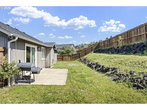 153 Quincy Avenue Roseburg OR 97471