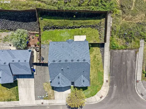 153 Quincy Avenue Roseburg OR 97471