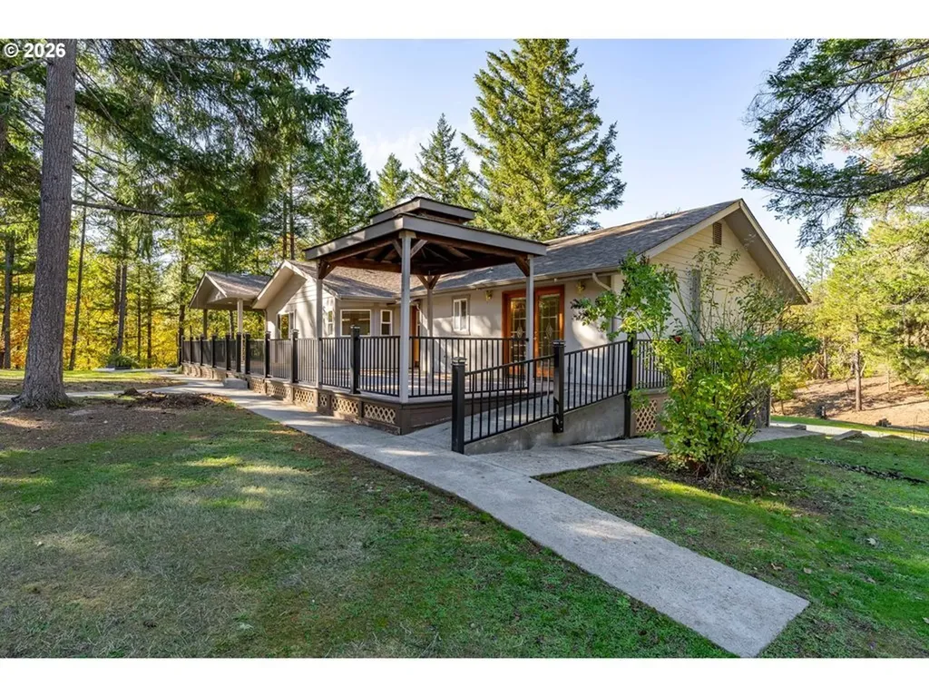 11990 Artlin Road Grants Pass OR 97526