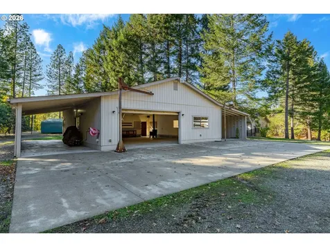 11990 Artlin Road Grants Pass OR 97526