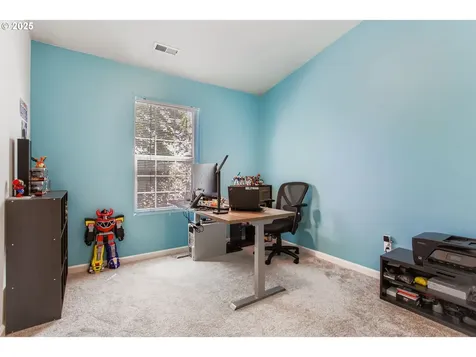 555 NW Hertel Street Hillsboro OR 97124