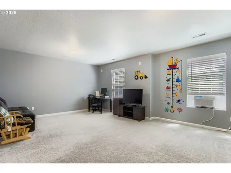 555 NW Hertel Street Hillsboro OR 97124