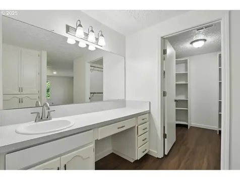 35016 NE Gable Avenue La Center WA 98629