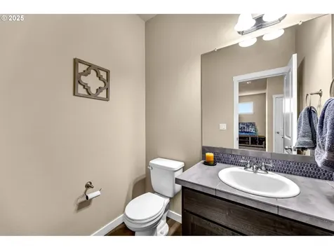15013 NW 25th Avenue Vancouver WA 98685