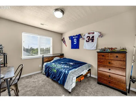 15013 NW 25th Avenue Vancouver WA 98685