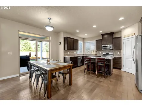 15013 NW 25th Avenue Vancouver WA 98685